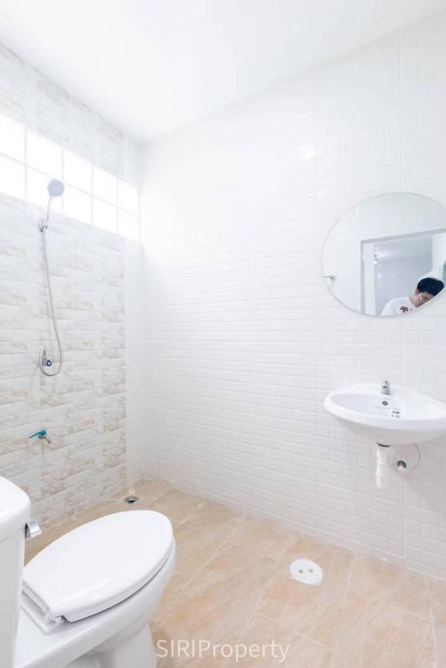 หมู่บ้านศิษฐิโรจน์   ลำลูกกา คลอง1  13
