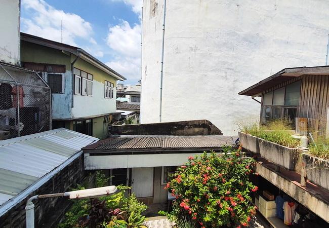 ขายและให้เช่าบ้าน ถนนจรัญสนิทวงศ์ ซอย 50/1 เนื้อที่ 116 ตร.ว. ทำเลดี 4