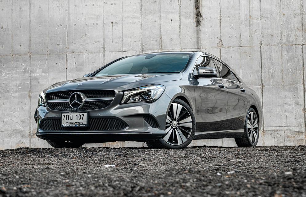Benz GLA200 Urban W156 ปี 2018