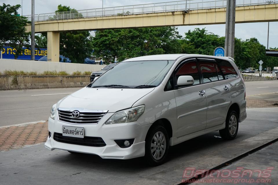 2011 TOYOTA INNOVA 2.0 V ( 8050 )