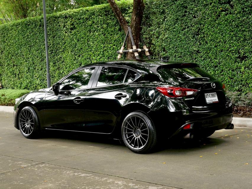 MAZDA 3 2.0 SP Spotsแท้ ปี 15 รับประกันหลังการขาย 1 ปี 10,000km.
