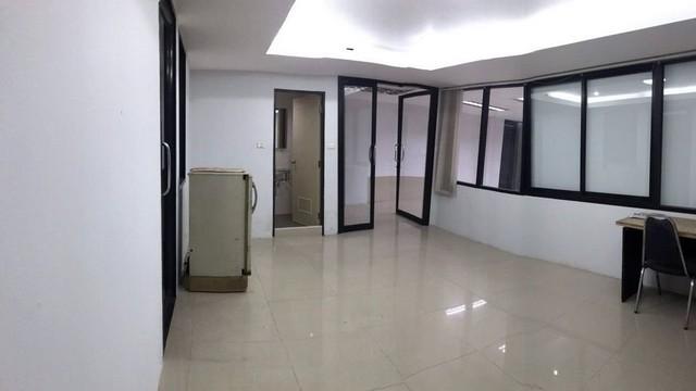 ให้เช่าอาคาร สำนักงาน 5 ชั้น เนื้อที่ 42 ตร.ว. พื้นที่ใช้สอย 500 ตร.ม.ตกแต่งพร้อมอยู่ ใกล้สนามบินดอนเมือง 4