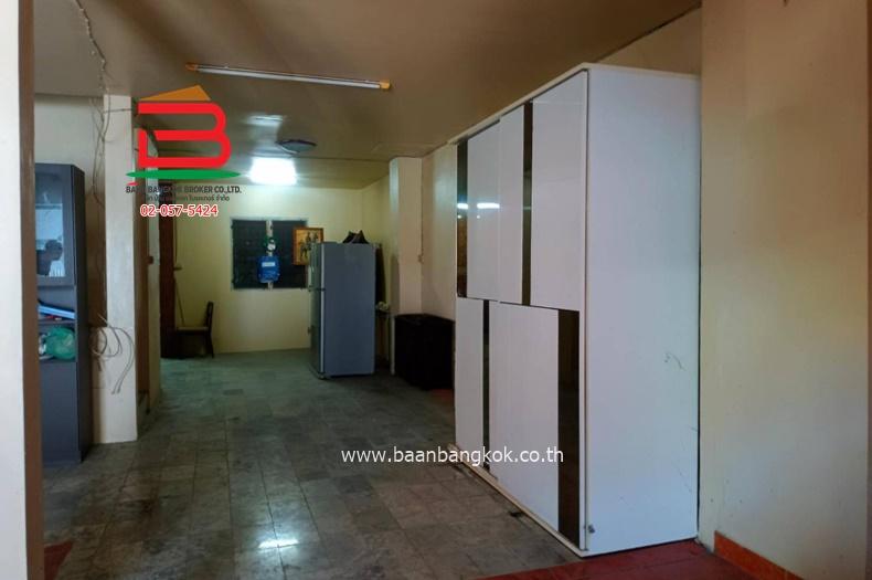 ทาวน์เฮาส์ หมู่บ้าน คัทลียาวิลล์ (ซอยลำลูกกา 49) เนื้อที่ 21 ตรว. ถนนลำลูกกา ตำบลลาดสวาย อำเภอลำลูกกา จังหวัดปทุมธานี 6