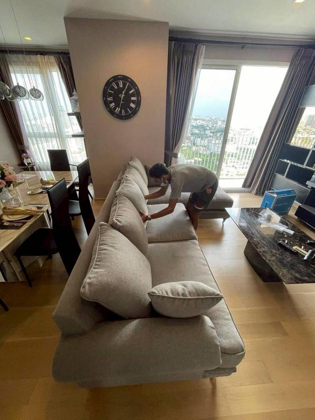 Sale / Rent​ Luxury condo HQ  Sukhumvit 55. Size : 100 square metres Floor : 30 2 bedrooms 2 bathrooms Fully furnished Sale with tenants 4