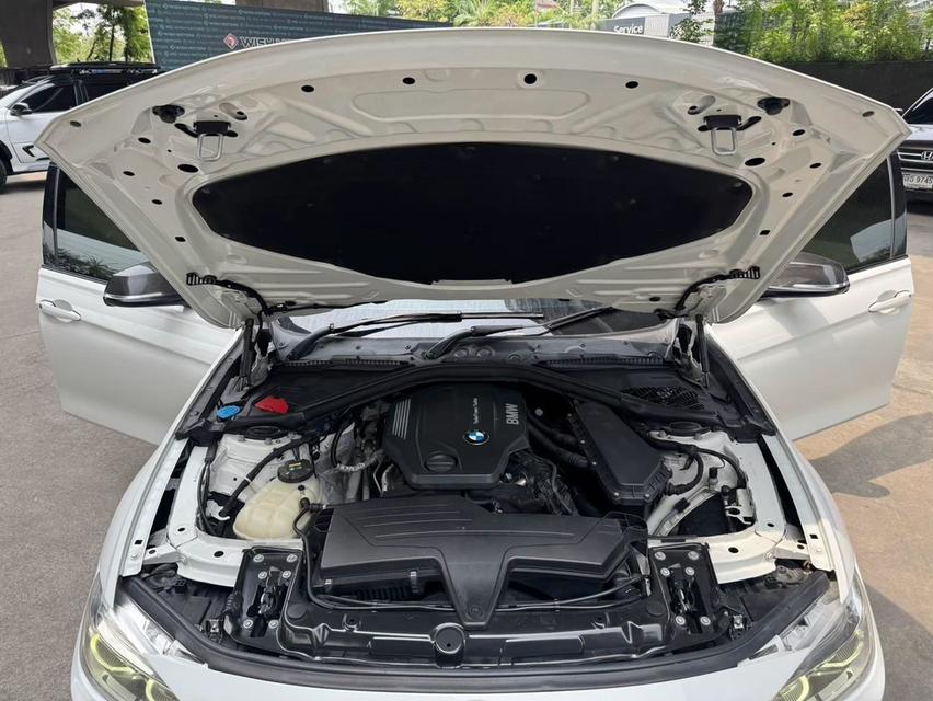 BMW 320d M Performance F30 Sedan AT ปี 2021 11
