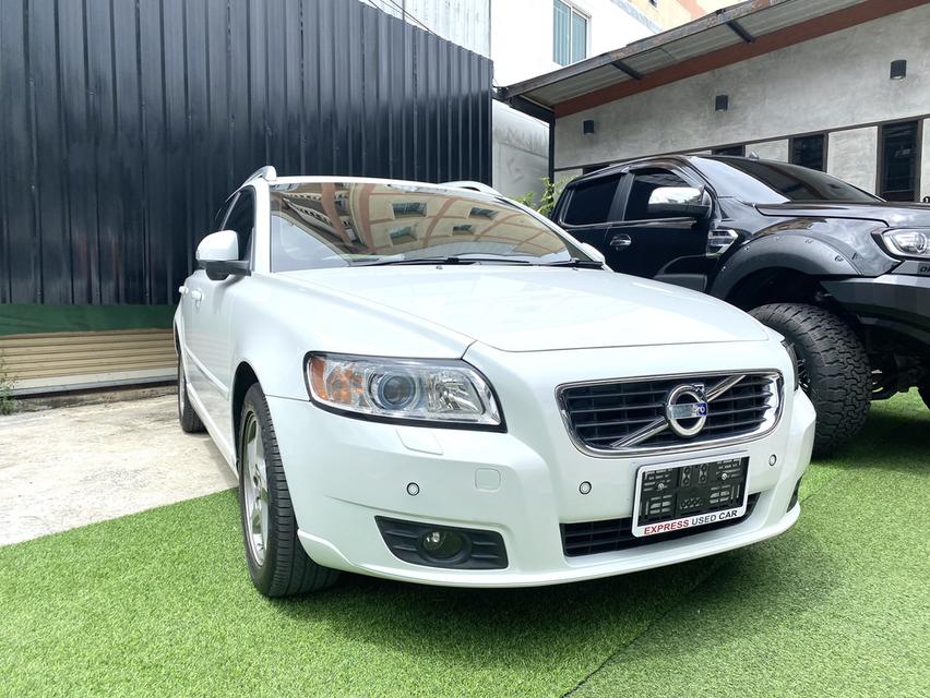 VOLVO V50 2.0 ปี2013