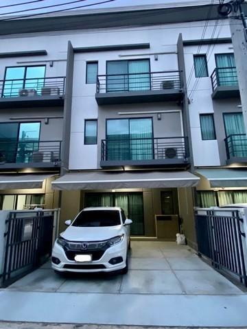 ให้เช่าทาวโฮม ถ.นครอินทร์ โลตัส แม็คโครนครอินทร์ ใกล้เซนทรัลเวสต์วิลล์ ใกล้รถไฟฟ้าสายสีม่วง สถานีแยกติวานนท์บ้านกลางเมือ