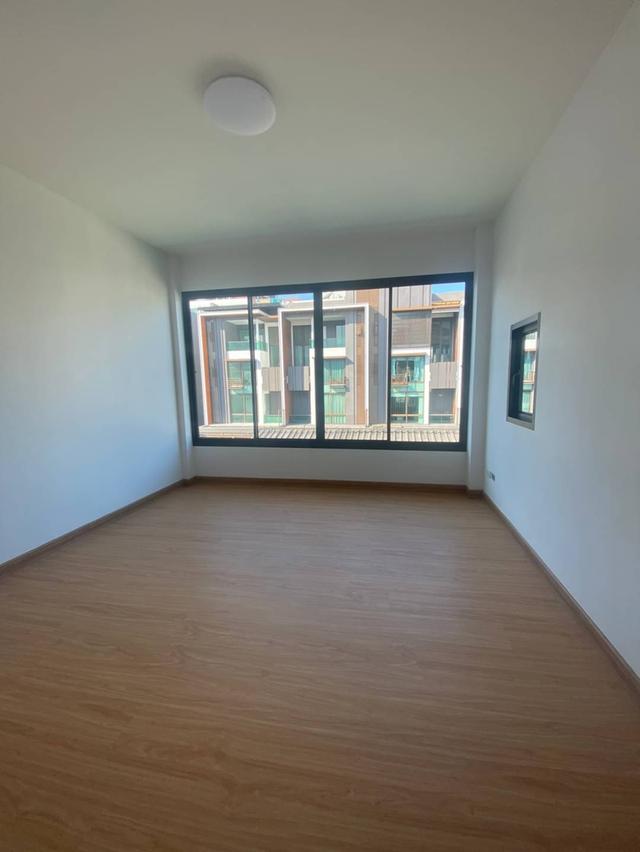 ด่วน บ้านเดี่ยว 3 ชั้น หลังใหญ่ ซอยสุขุมวิท 65 เพียง 900 เมตรถึง BTS เอกมัย 15