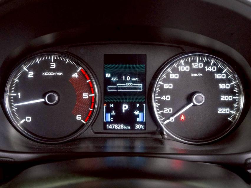 MITSUBISHI PAJERO SPORT 2.4GT Premium 2WD ปีจด 2019 14