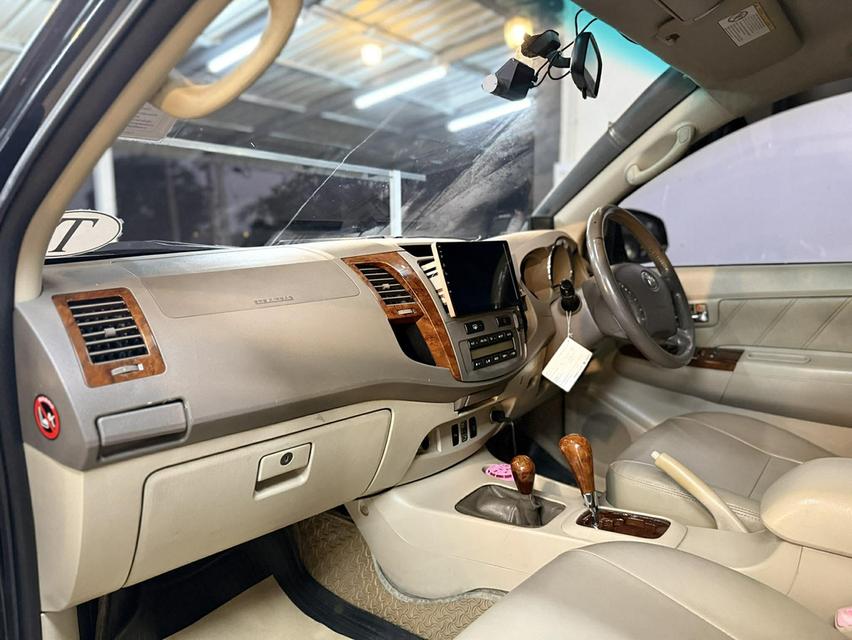 รถยนต์ โตโยต้า ฟอร์จูนเนอร์ อ๊อฟโรสพร้อมเที่ยว รูปที่ 13