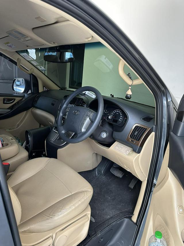 รถยนต์ Hyundai h1 elite ปี 2019 รูปย่อยที่ 3