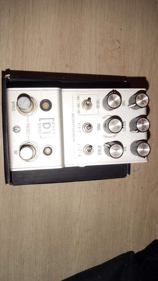 เอฟเฟคกีต้าร์Walrus Audio : Mako series D1