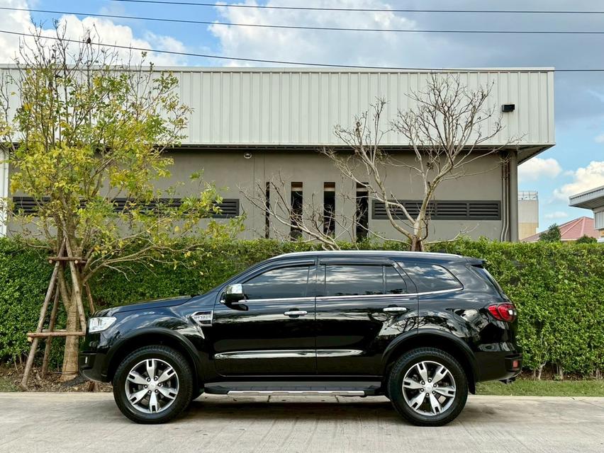 FORD EVEREST 3.2 #TITANIUM PLUS TOP 4WD SUNROOF NAVI ปี 2017จด18 ซื้อสดประกัน ป1 หมดเดือน 5/69 รถเข้าศูนย์ทุกระยะ 6