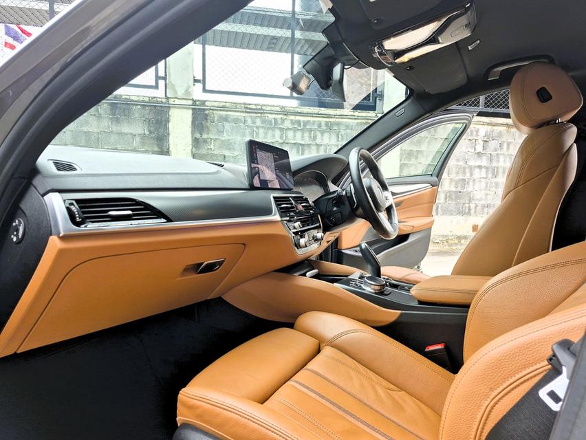 BMW 520d Msport ปี21 14