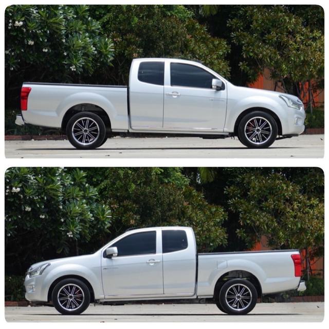 ISUZU DMAX Space Cab MT ปี 2018 สีเงิน 13