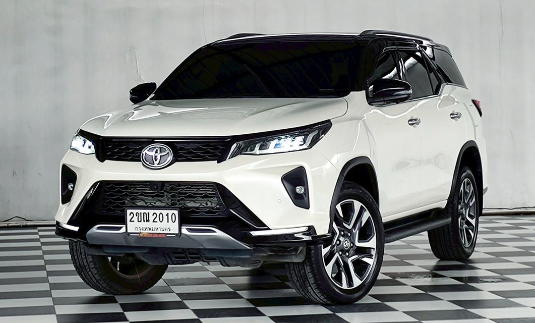 FORTUNER LEGENDER 2.4 V 2WD ปี 2021