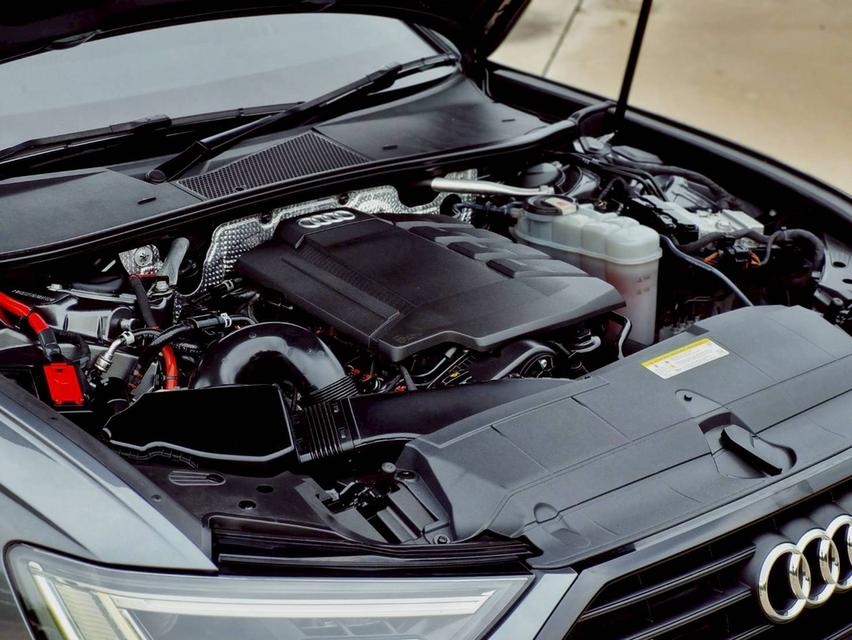 Audi A6 Avant 45 TFSI S-Line Black Edition ปี 2020 ไมล์ 11x,xxx km. 17