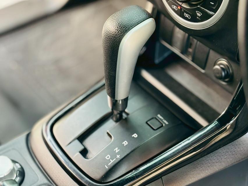 ISUZU D-MAX 3.0 Vcross Z-Prestige Cab4 4WD ปี2019  ตัวท็อปสุดในรุ่น น็อตไม่ขยับ คุณภาพเต็มคัน ขับ4โฟรวิล 7