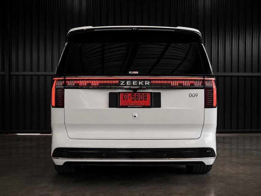 ZEEKR 009 FLAGSHIP 6-Seaters Dual Motors AWD 2025 รูปย่อยที่ 4
