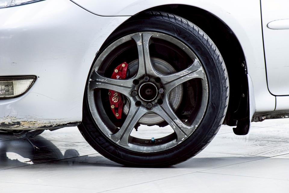 TOYOTA VIOS 1.5 E 2003 2