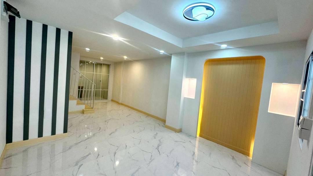 หมู่บ้านฉัตรณรงค์วิลล่า3 7