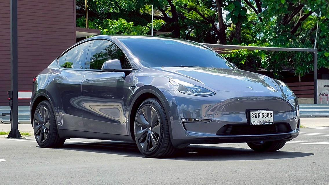 (แจ้งรหัสรถ: AVA6386)⚡️ TESLA Model Y Long Range AWD AT 2023