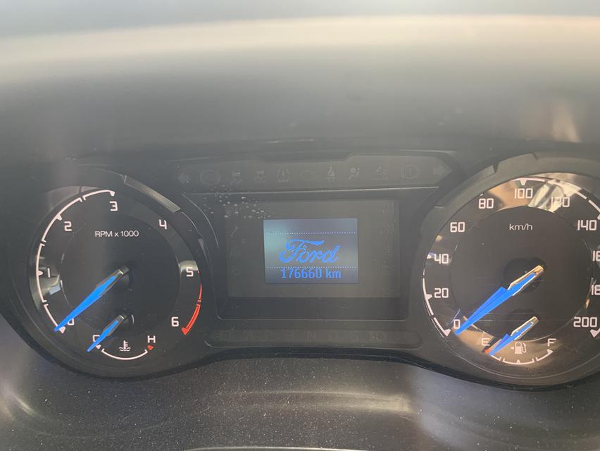 2019 Ford ranger open cab xlt 2.2 diesel manual 6speed 12