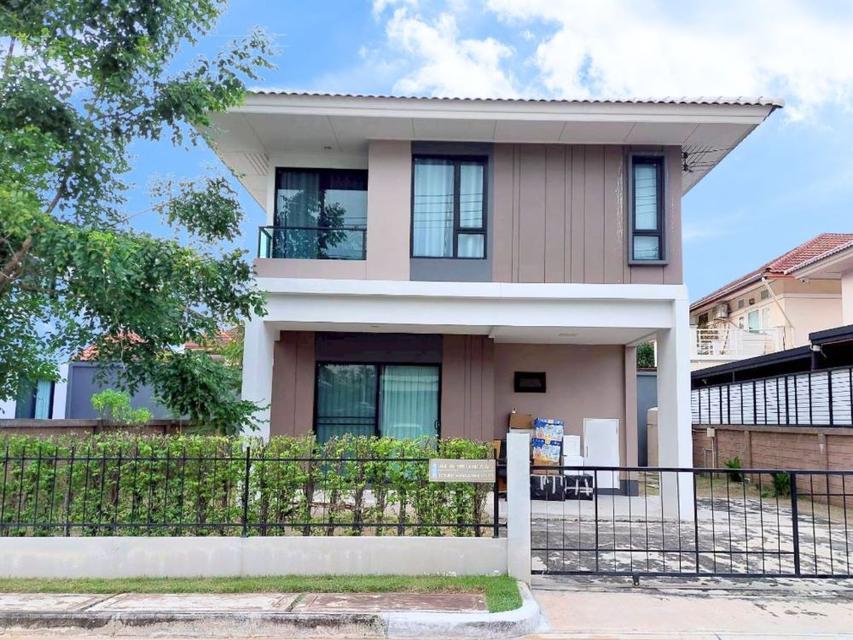 ขายบ้านเดี่ยว คณาสิริ รังสิต คลอง 2  จุดเด่นที่ ราคาถูกสุด คุ้มค่ากับเนื้อที่และทำเล ใกล้ BTS สถานีคูคต  1