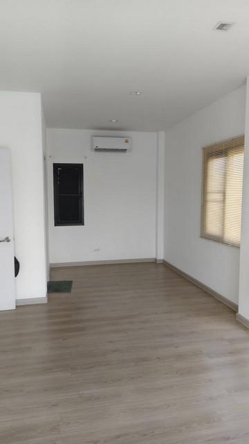 ขาย บ้านเดี่ยว หมู่บ้าน มายโฮมซิลเวอร์เลค ซอยสุวินทวงศ์ 78 My Home Silver Lake พื้นที่สวนใหญ่มาก 8
