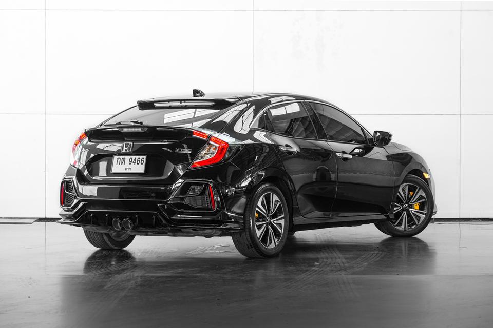 2018 HONDA CIVIC FK 1.5 TURBO Hatchback สีดำ เลขไมล์ 98699 กม.