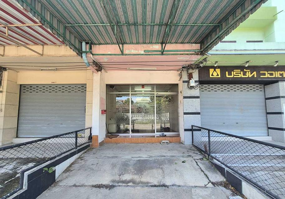 ให้เช่าตึก 4.5 ชั้น พหลโยธิน 54/4 แยก 3 5