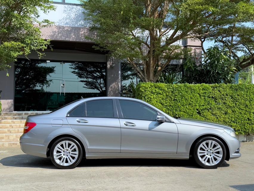 2014 BENZ C200 CGI W204 รถออกศูนย์ BENZ THAILAND รถวิ่งน้อย ประวัติ SERVICE ครบ รถไม่เคยมีอุบัติเหตุครับ 2