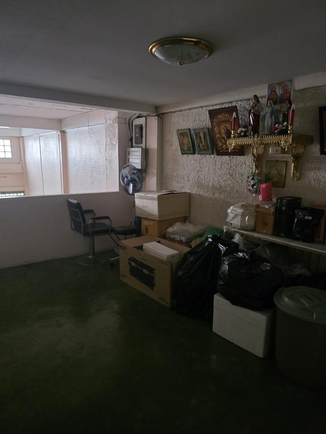 บ้านตึกแถวเชิงพาณิชย์ 14