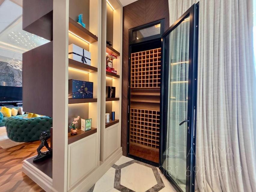 FOR SALE - THE EXTRAORDINARY PENTHOUSE The Residences at Mandarin Oriental, Bangkok 386.85 SQ.M.  3 BEDROOMS  50TH FLOOR  PANORAMIC CHAO PHRAYA VIEWS 6
