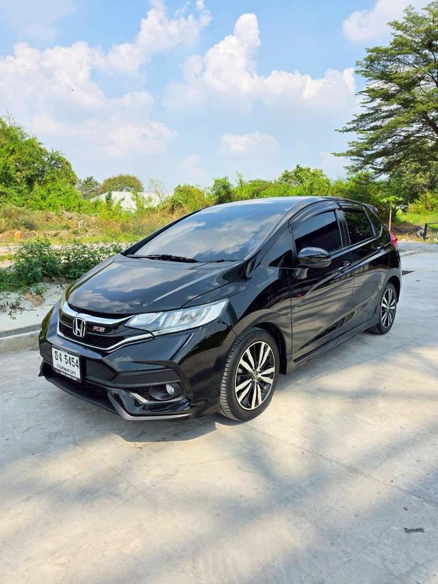 Honda Jazz 1.5 RS สีดำ ปี 2019 ไมล์ 100,000 กม.