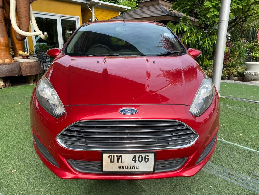 Ford Fiesta  รุ่น  Trend เกียร์อัตโนมัติ เครื่อง1.5cc.เบนซิน ปี2011 คะ  