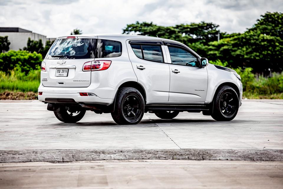CHEVROLET TRAILBLAZER 2.5 LT ดีเซล เกียร์ธรรมดา ปี 2013 สีเทา รถครอบครัว 7 ที่นั่ง สภาพดี  5