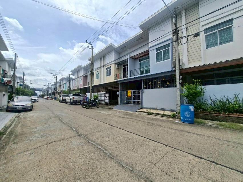 ขายบ้าน 2 ชั้น หมู่บ้านไทยสมบูรณ์3 ใกล้ตลาดไทยสมบูรณ์ 2