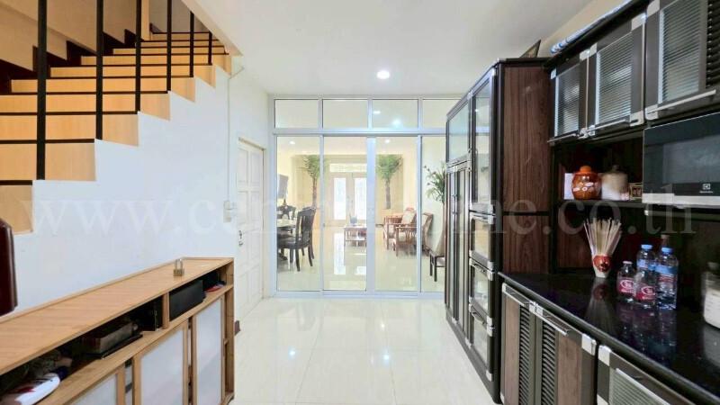 อาคารพาณิชย์ 5 ชั้น ซอยเจริญนคร ธนบุรี ตกแต่งครบ พร้อมอยู่ 9