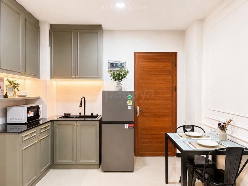 For Sale — Fully Furnished Condo at CC Condominium 1, Soi SiamBeautiful condo for sale at CC Condominium 1, Soi Siam. Fully furnished with new 3