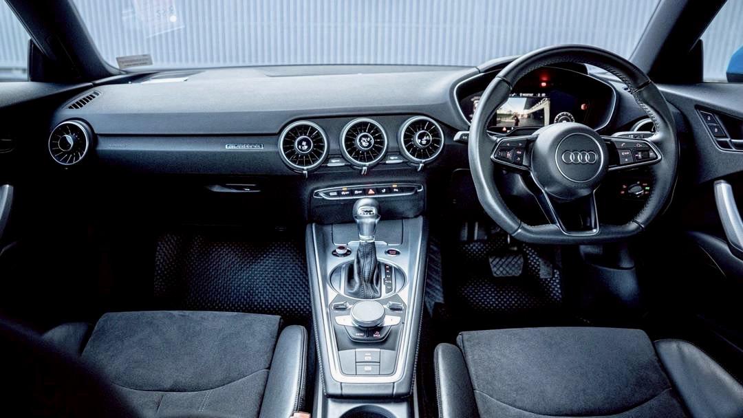 AUDI TT Coupe 45TFSI S-Line 3
