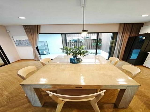 PB5974 ให้เช่า ทาวน์โฮมหรู บนทำเลกรุงเทพกรีฑา ถนนศรีนครินทร์-ร่มเกล้า โครงการ เนอวานา ดีฟายน์ ศรีนครินทร์-พระราม 9 12