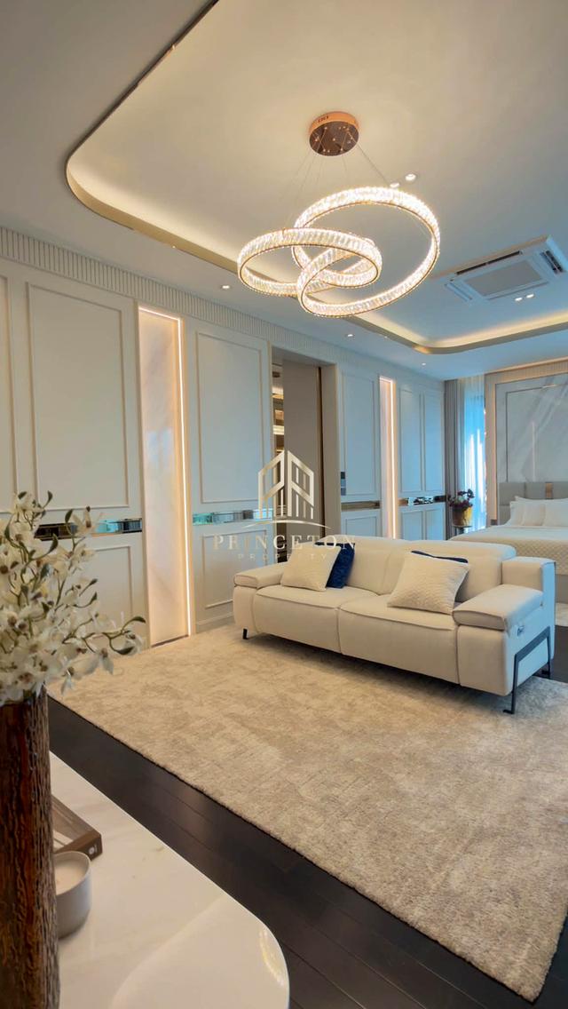 Grand Bangkok Boulevard Rama 9 – Krungthep Kreetha 13