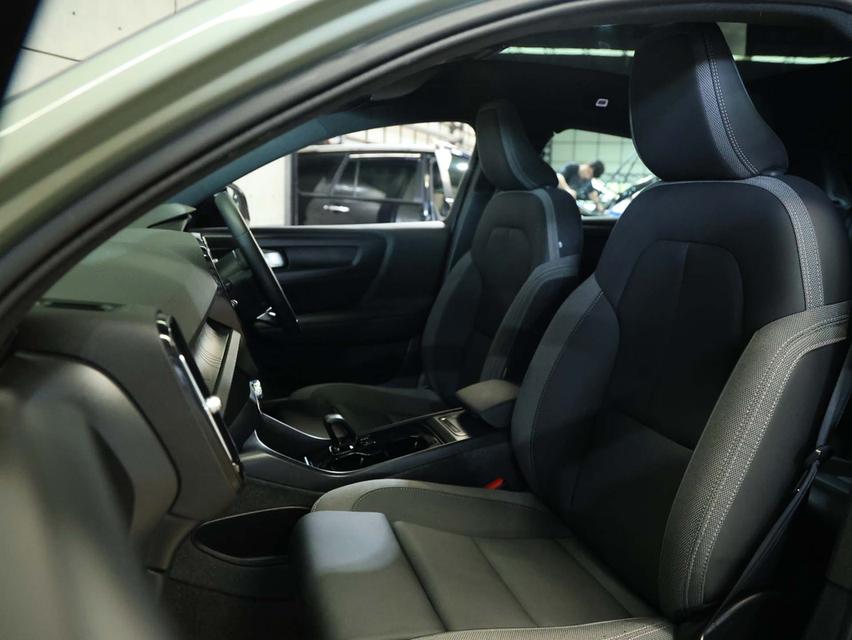 2024 Volvo C40 0.0 (ปี 22-28) Recharge Pure Electric Single Motor SUV AT รูปที่ 15