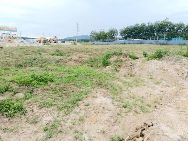 อบต.หนองเสือช้าง 1.7 กม. ให้เช่าที่ดินถมแล้ว 3 ไร่ 47ตร.ว. ใกล้นิคมอุตสาหกรรม WHA 3.1 ชลบุรี 900 ม. หลังติดลำห้วยมีน้ำตล 2