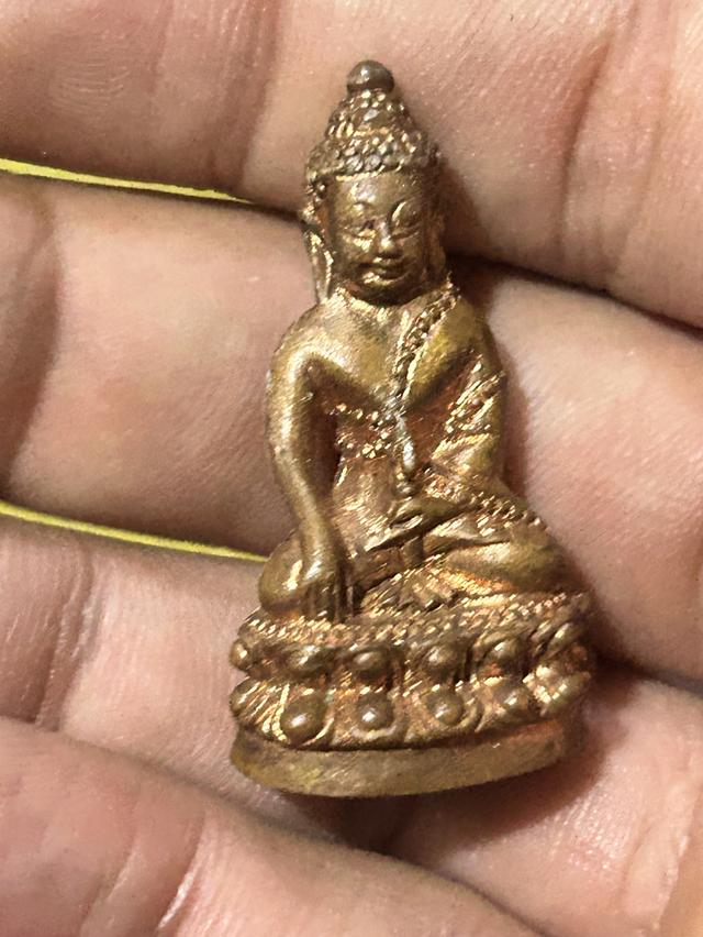 พระกริ่งปั้มโค้ดหลัง ไม่ทราบที่ครับ