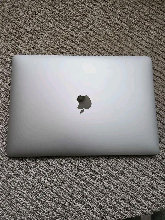 รีบขาย Apple / Macbook Pro 3