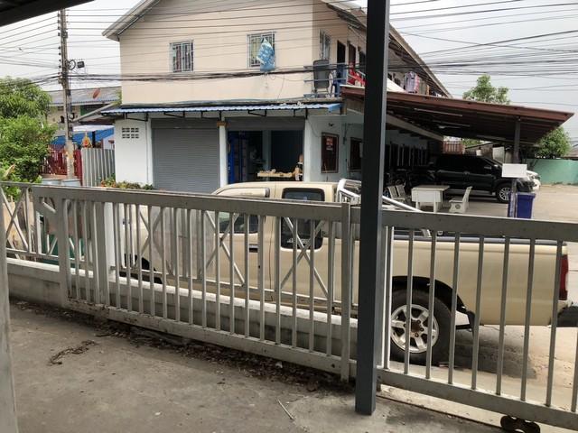 อย่าพลาดดีลเด็ดโปรดี ทรัพย์อสิงห์หา ที่ดินอ.เมือง จ.ปทุม 60 วา 9ห้องชั้นเดียว พร้อมให้เช่าอยู่ แถว ม.รังสิต อ.เมือง ปทุม 1
