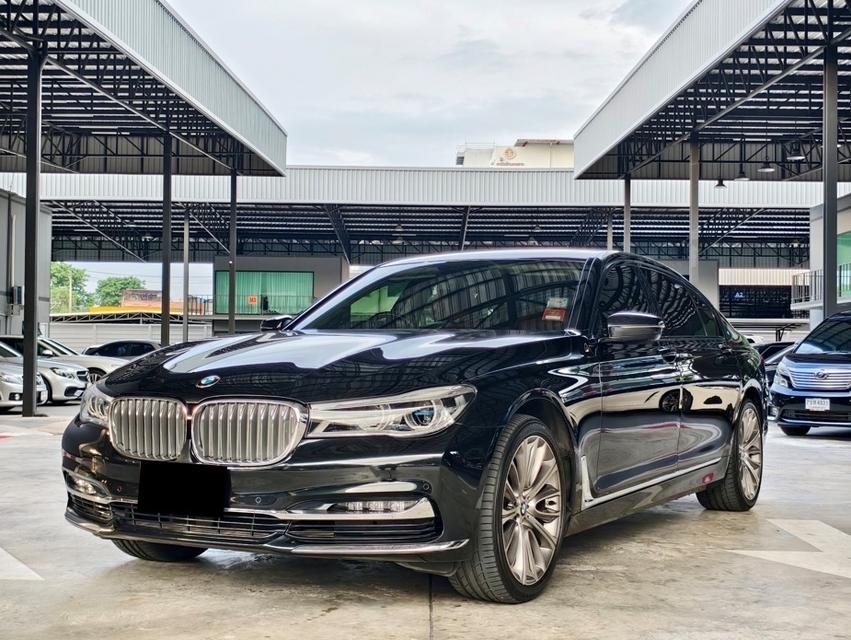 🚗 BMW 740Li Limousine RHD (G12) 2017