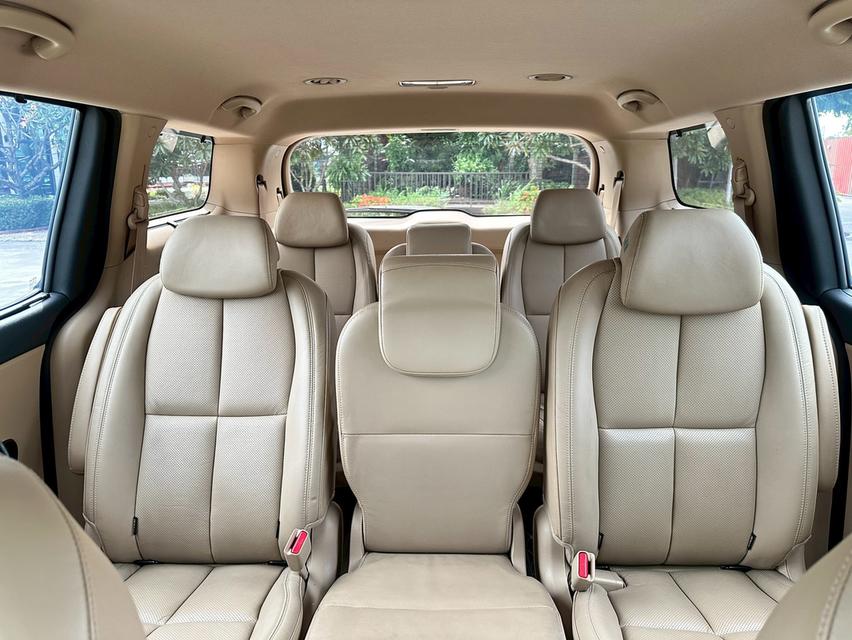 รหัสรถ PAT9248 KIA GRAND CANIVAL 2.2EX ปี 2015 13